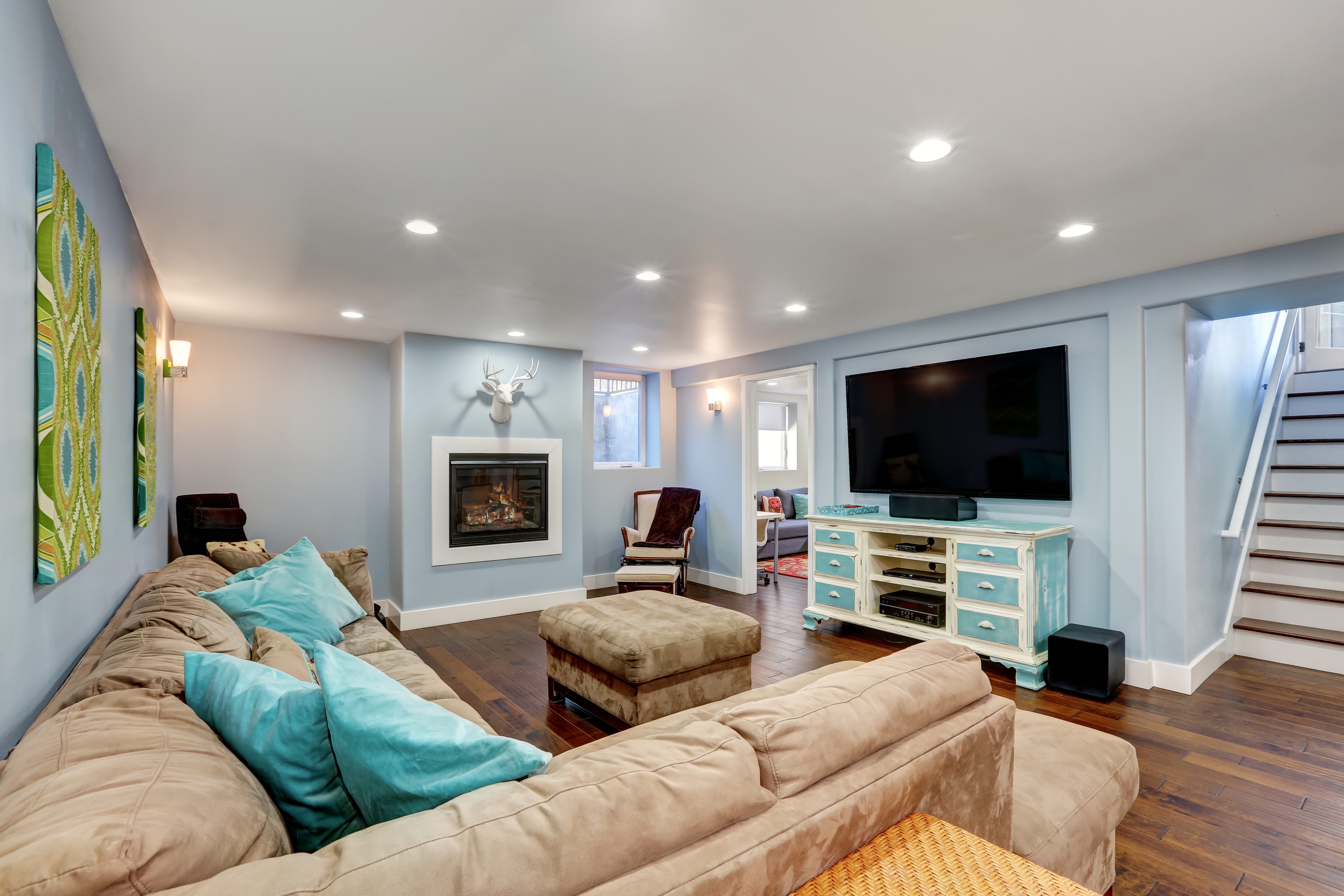how to stage a living room - tampa bay homes for sale