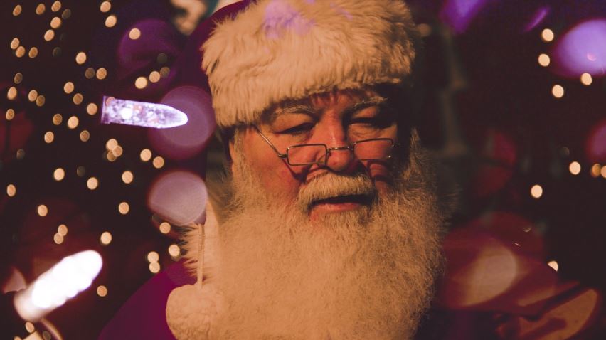 The Christmas Trail Where to See Santa In Plant City Florida