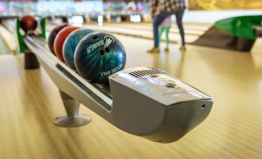 Top 3 Bowling Alleys In The Tampa Bay Area